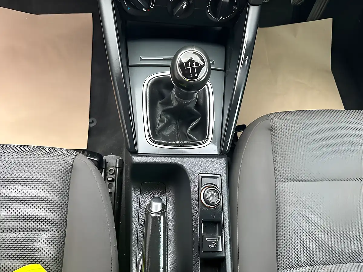 Used 2010 Audi A3 Technik Black - Interior and Exterior details 13