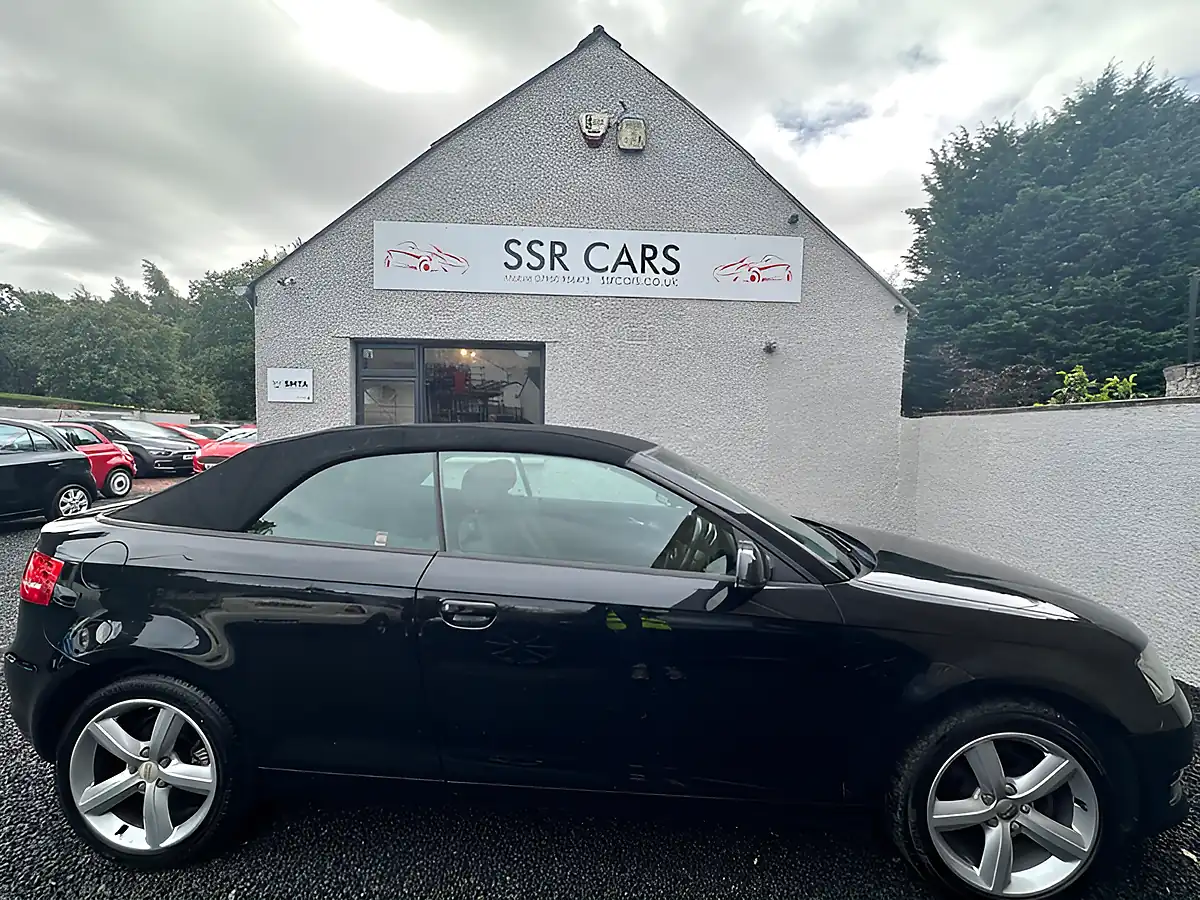 Used 2010 Audi A3 Technik Black - Interior and Exterior details 8