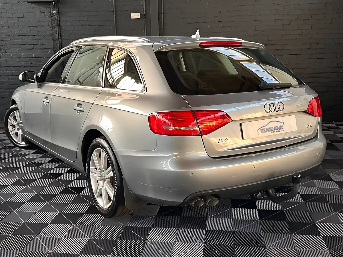 Used 2010 Audi A4 Avant Executive Se Grey - Interior and Exterior details 5