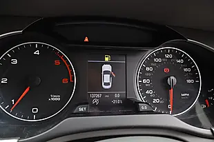 Used 2010 Audi A4 Executive Se Silver - Interior and Exterior details 10