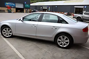 Used 2010 Audi A4 Executive Se Silver - Interior and Exterior details 14