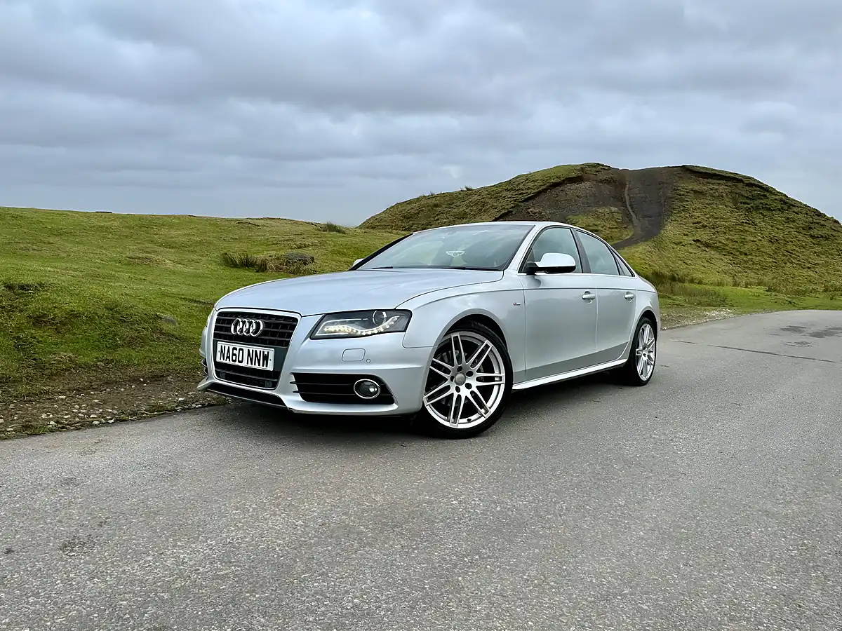 Used 2010 Audi A4 S Line Special Edition Silver - Interior and Exterior details 14