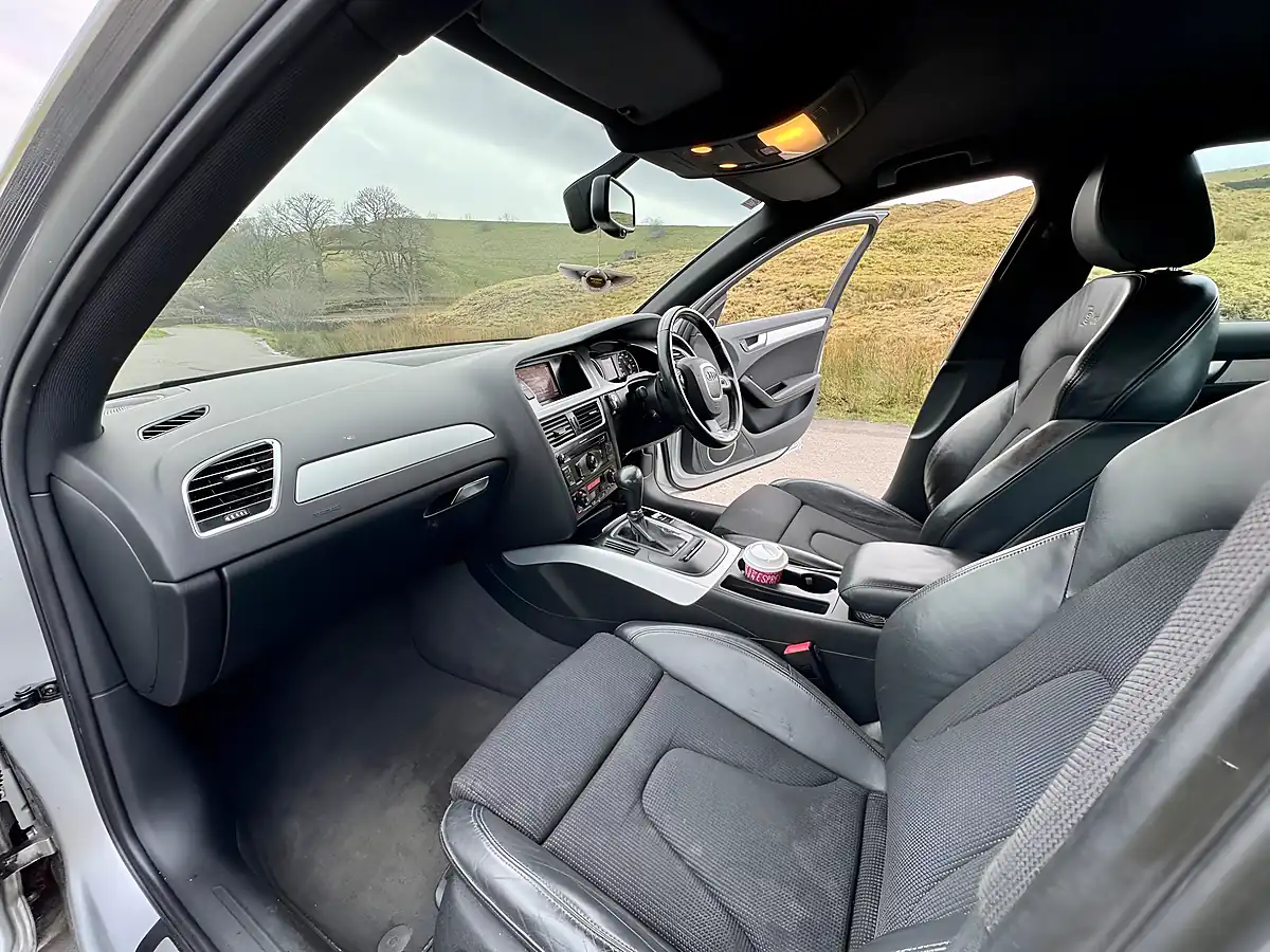 Used 2010 Audi A4 S Line Special Edition Silver - Interior and Exterior details 20