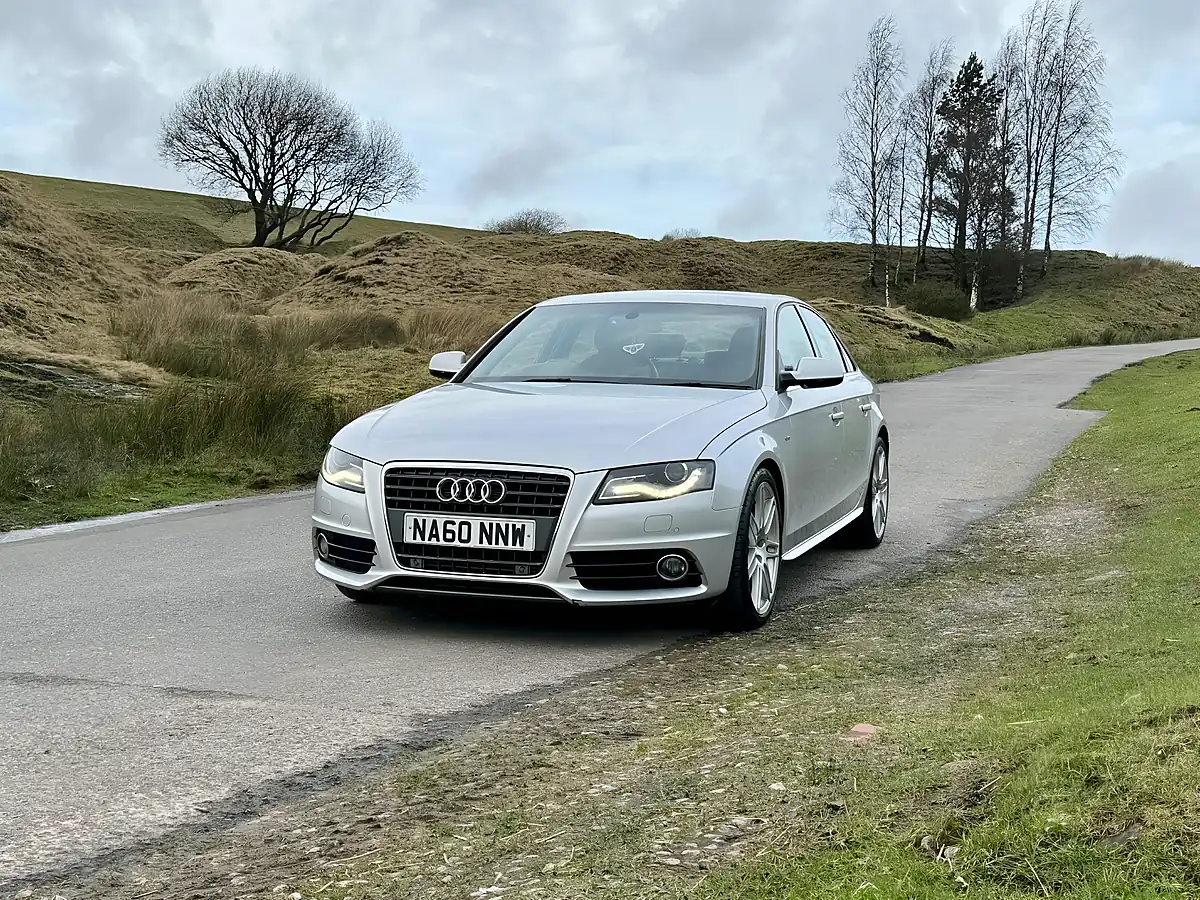 Used 2010 Audi A4 S Line Special Edition Silver - Interior and Exterior details 3