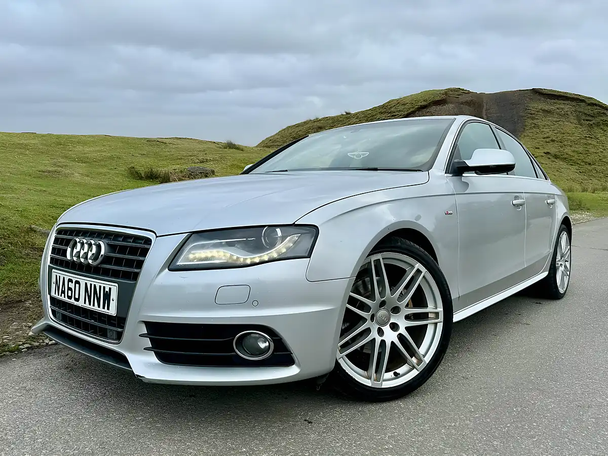 Used 2010 Audi A4 S Line Special Edition Silver - Interior and Exterior details 5