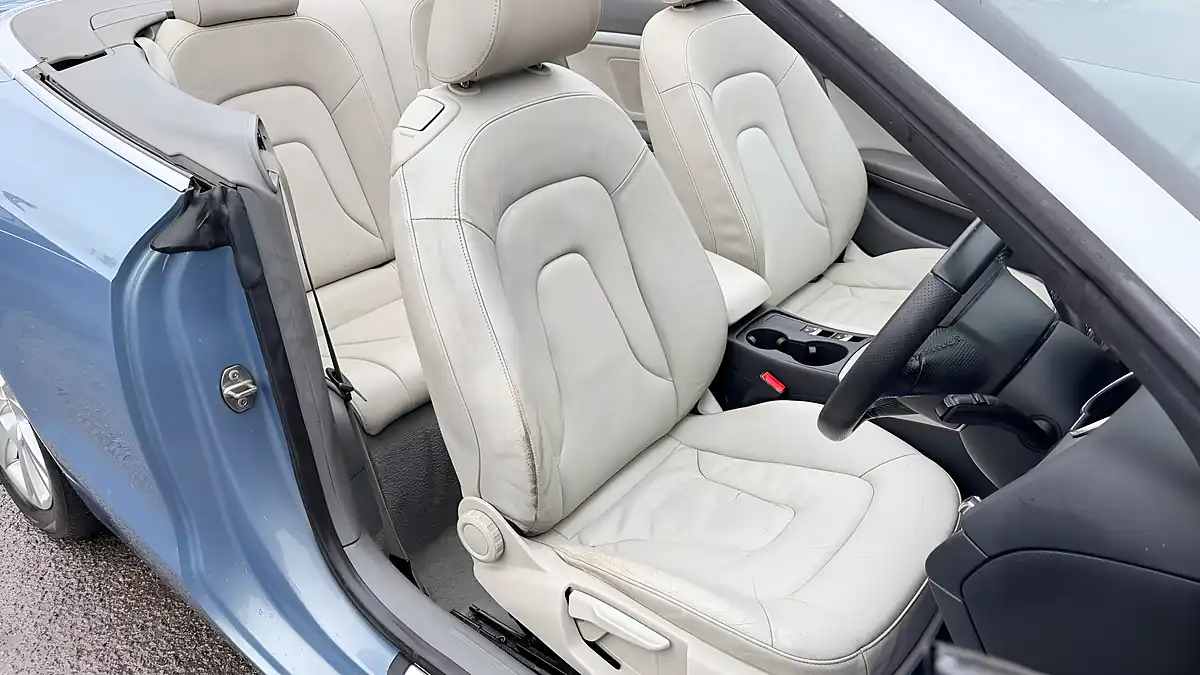 Used 2010 Audi A5 Cabriolet Se Blue - Interior and Exterior details 11