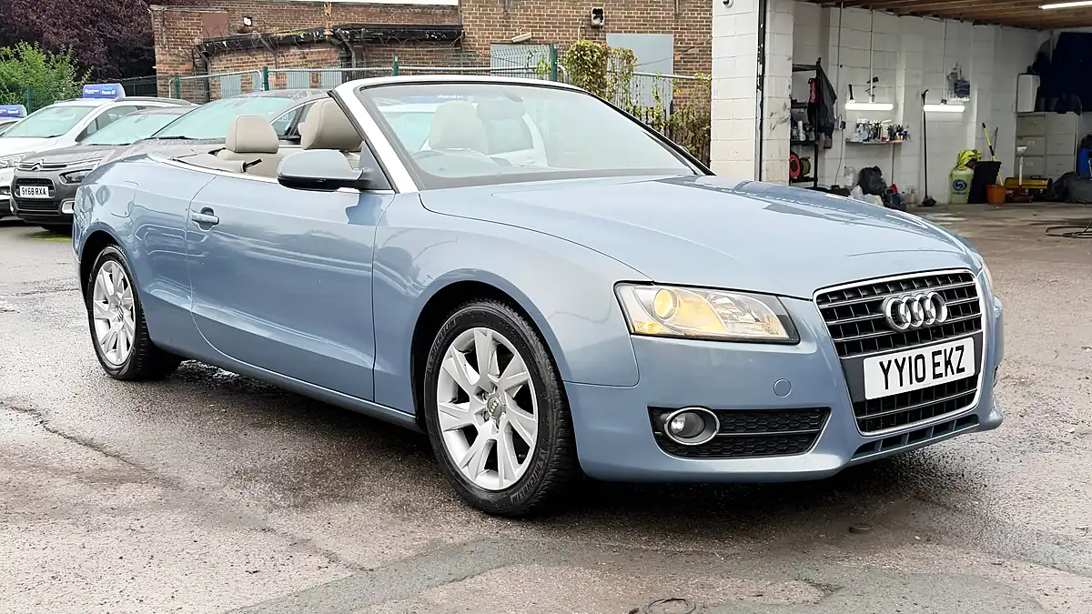 Used 2010 Audi A5 Cabriolet Se Blue - Interior and Exterior details 2