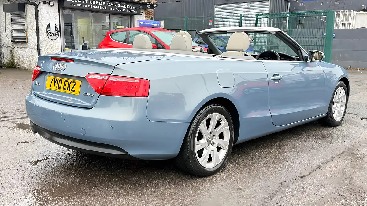 Used 2010 Audi A5 Cabriolet Se Blue - Interior and Exterior details 4