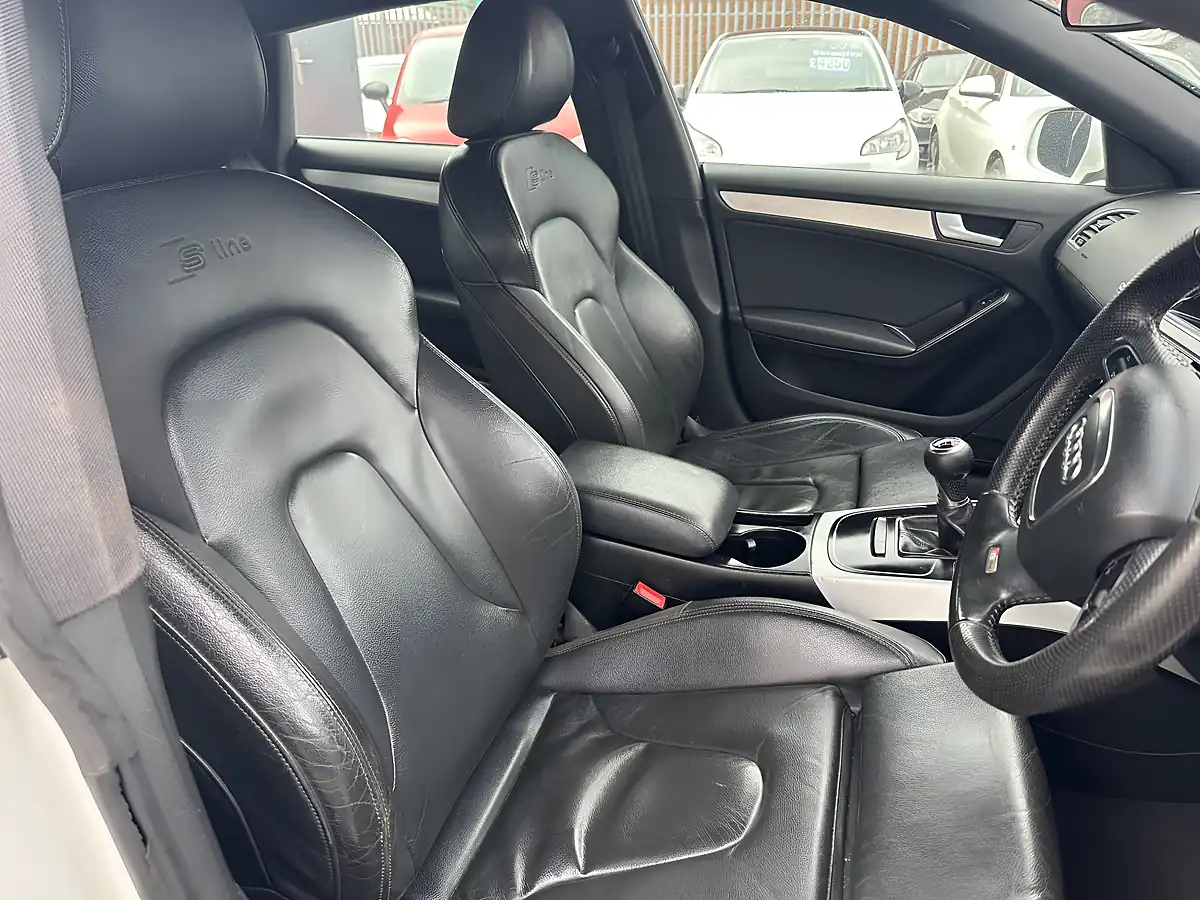 Used 2010 Audi A5 S Line White - Interior and Exterior details 10