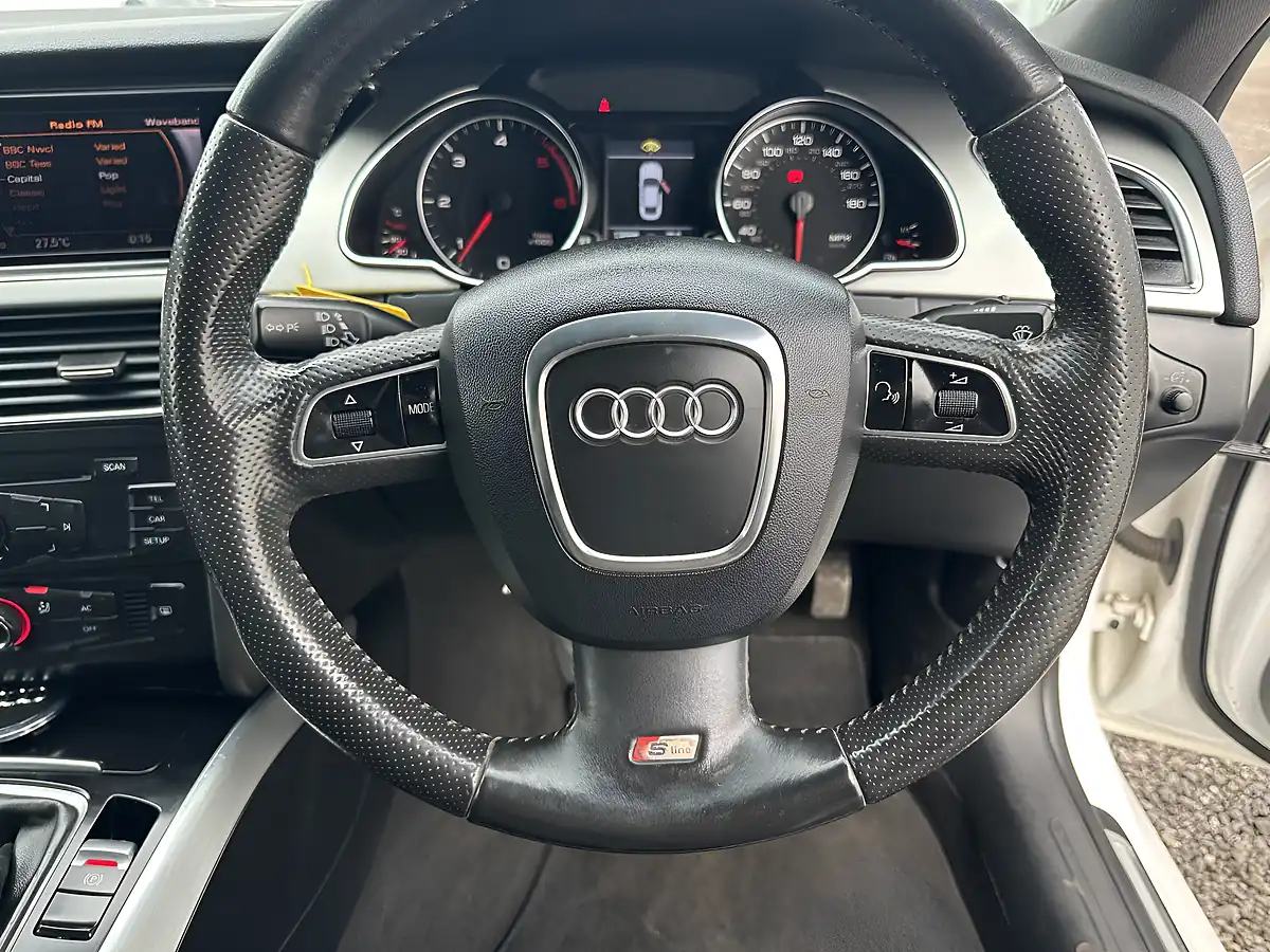Used 2010 Audi A5 S Line White - Interior and Exterior details 12
