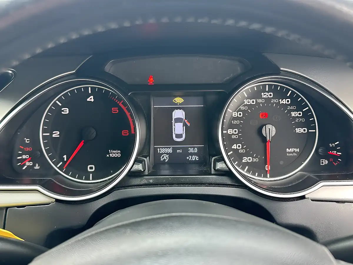 Used 2010 Audi A5 S Line White - Interior and Exterior details 14