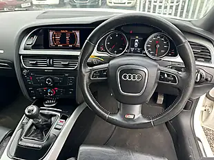 Used 2010 Audi A5 S Line White - Interior and Exterior details 9