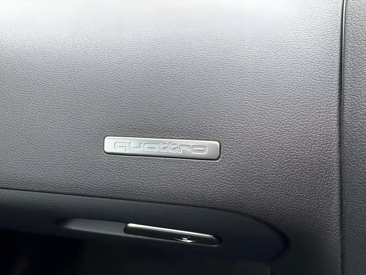 Used 2010 Audi A5 S Line White - Interior and Exterior details 17