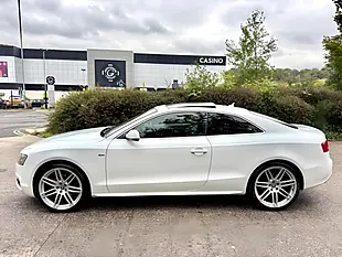 Used 2010 Audi A5 S Line White - Interior and Exterior details 9