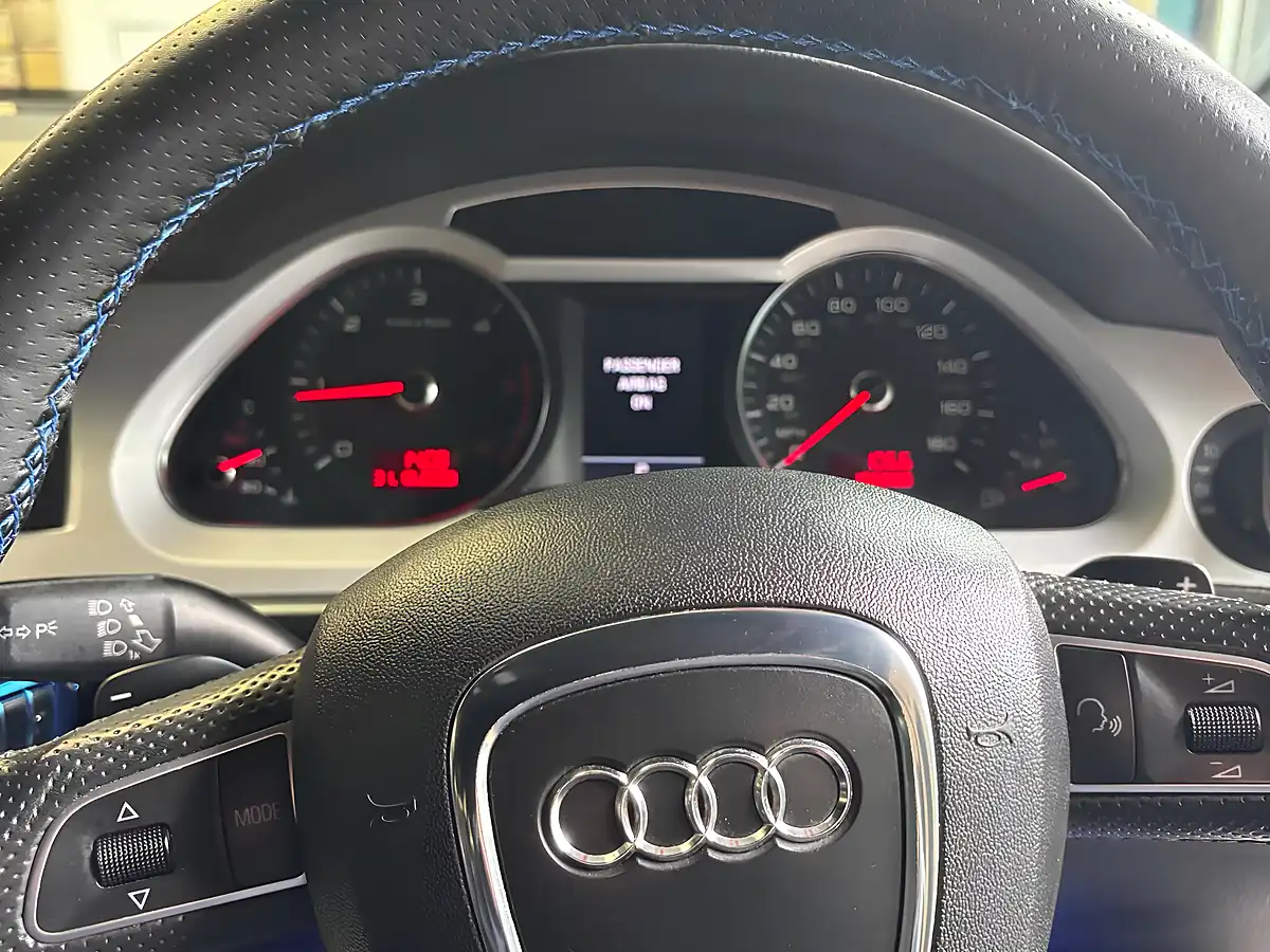 Used 2010 Audi A6 Le Mans Grey - Interior and Exterior details 14