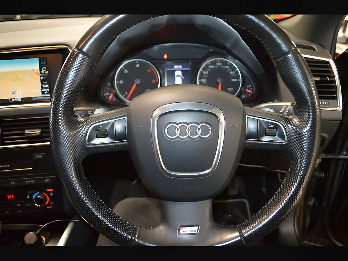 Used 2010 Audi Q5 S Line Brown - Interior and Exterior details 18