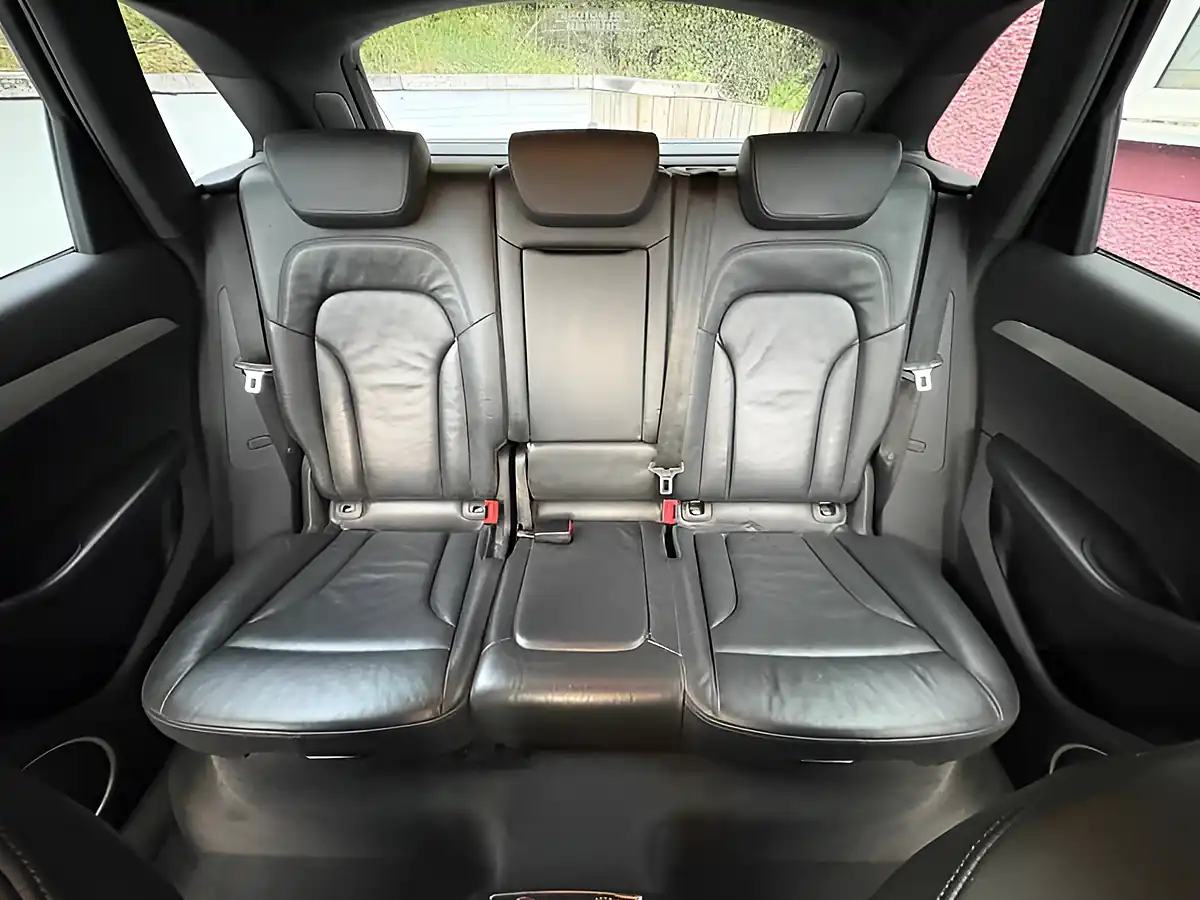 Used 2010 Audi Q5 S Line Grey - Interior and Exterior details 13