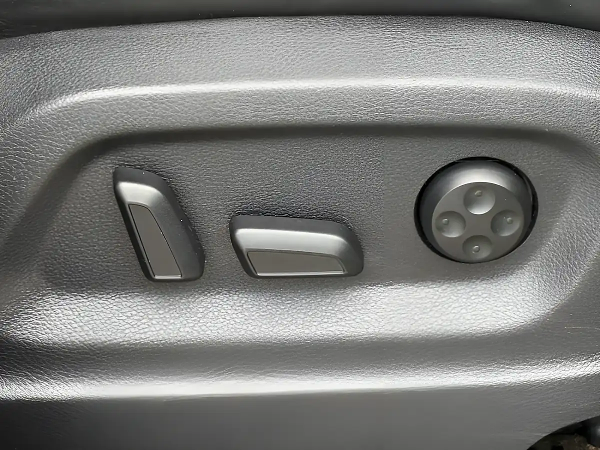 Used 2010 Audi Q5 S Line Grey - Interior and Exterior details 17