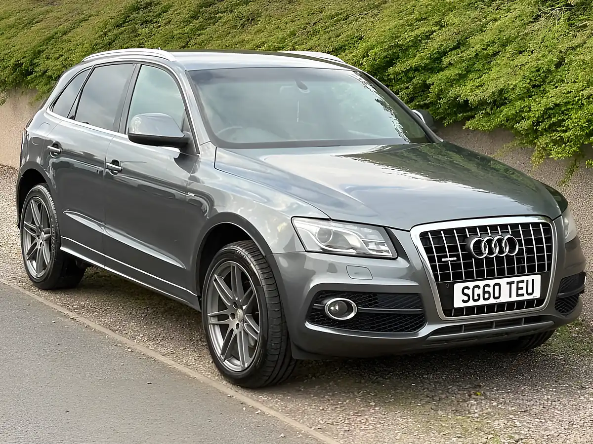 Used 2010 Audi Q5 S Line Grey - Interior and Exterior details 5