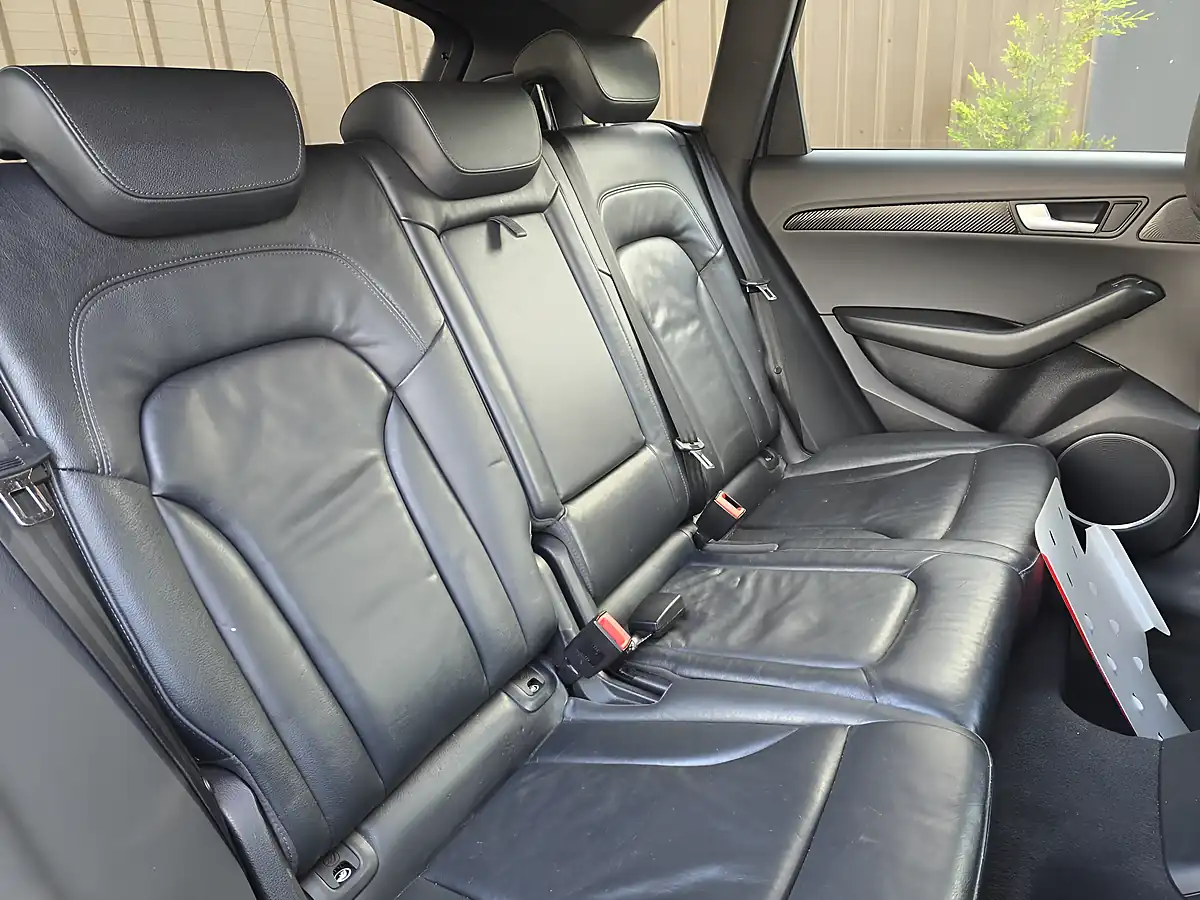 Used 2010 Audi Q5 S Line White - Interior and Exterior details 17