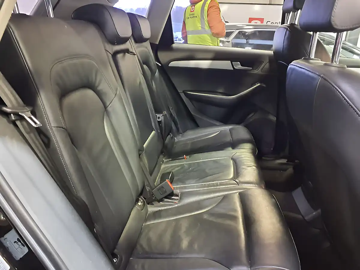 Used 2010 Audi Q5 Se Black - Interior and Exterior details 10