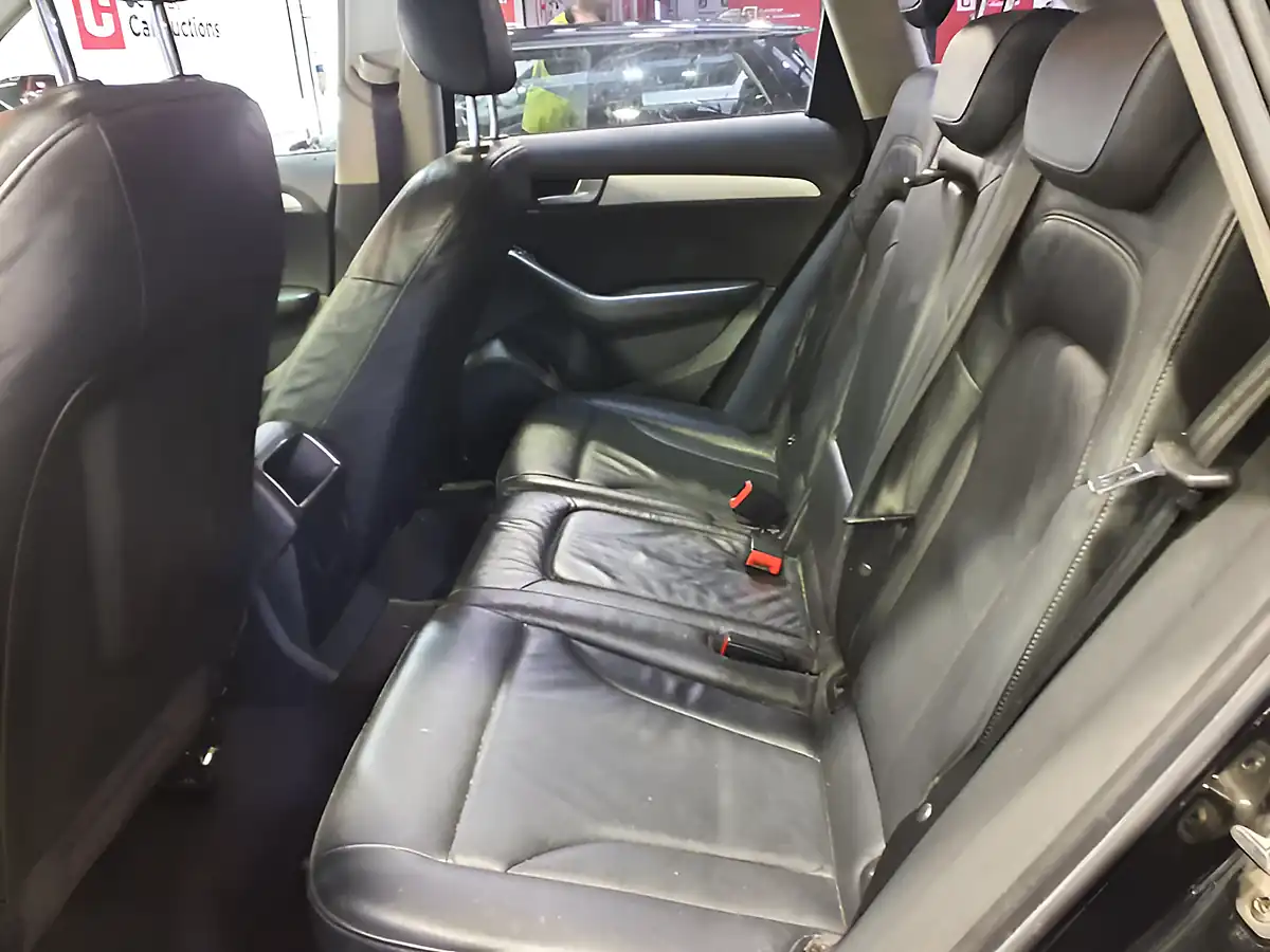 Used 2010 Audi Q5 Se Black - Interior and Exterior details 9
