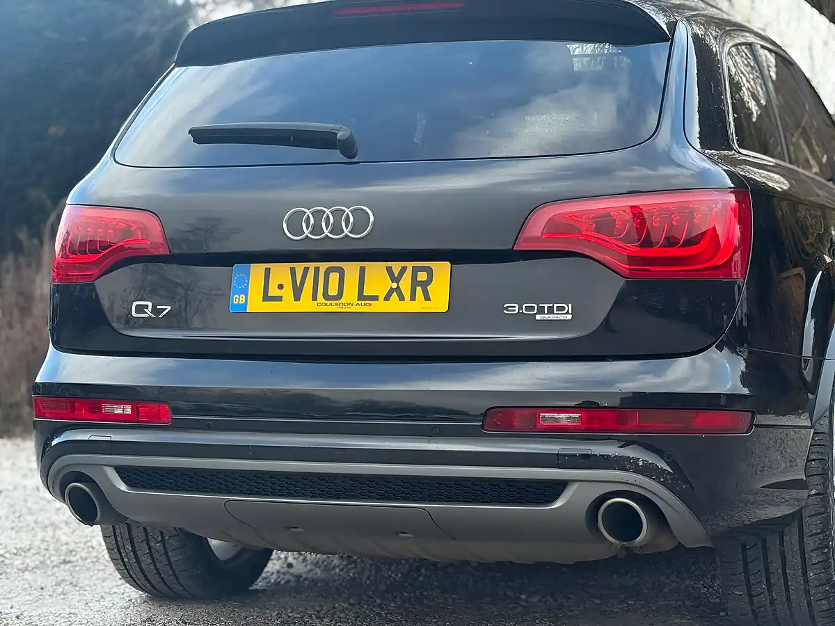 Used 2010 Audi Q7 S Line Black - Interior and Exterior details 19