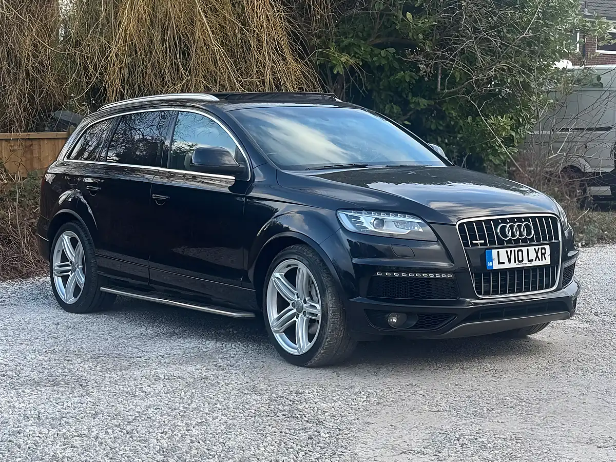Used 2010 Audi Q7 S Line Black - Interior and Exterior details 3