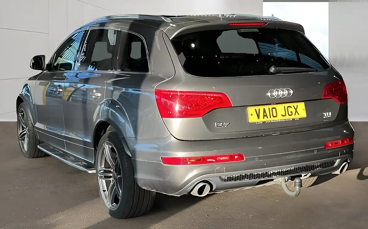 Used 2010 Audi Q7 S Line Grey - Interior and Exterior details 6