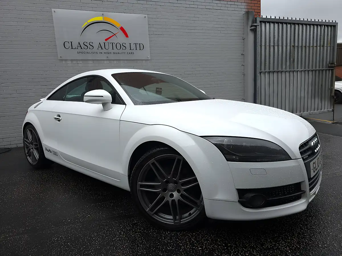 Used 2010 Audi Tt Quattro White - Front View