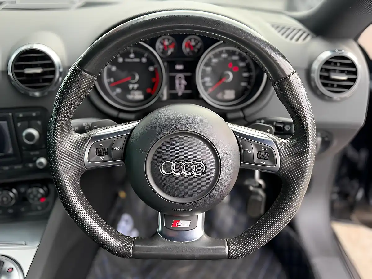 Used 2010 Audi Tt S Line Black - Interior and Exterior details 16