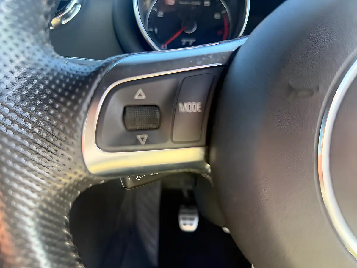Used 2010 Audi Tt S Line Silver - Interior and Exterior details 14