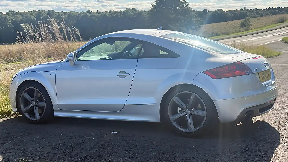 Used 2010 Audi Tt S Line Silver - Interior and Exterior details 5