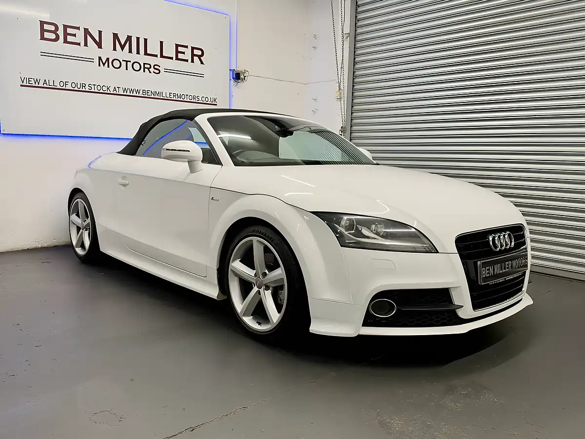 Used 2010 Audi Tt S Line White - Interior and Exterior details 11