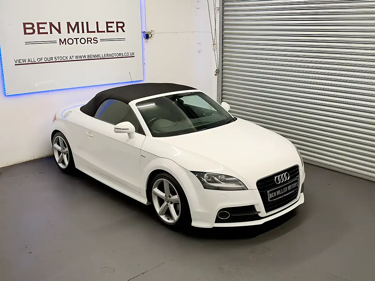 Used 2010 Audi Tt S Line White - Interior and Exterior details 13