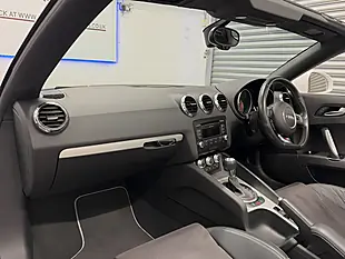 Used 2010 Audi Tt S Line White - Interior and Exterior details 5