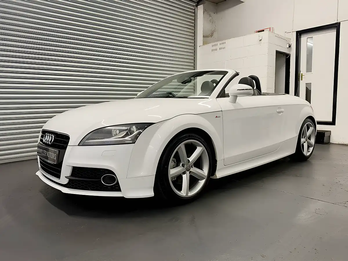 Used 2010 Audi Tt S Line White - Interior and Exterior details 9