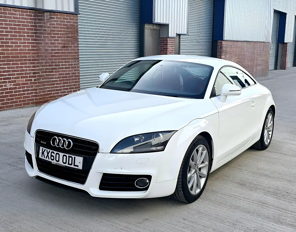 Used 2010 Audi Tt Sport Quattro White - Interior and Exterior details 5