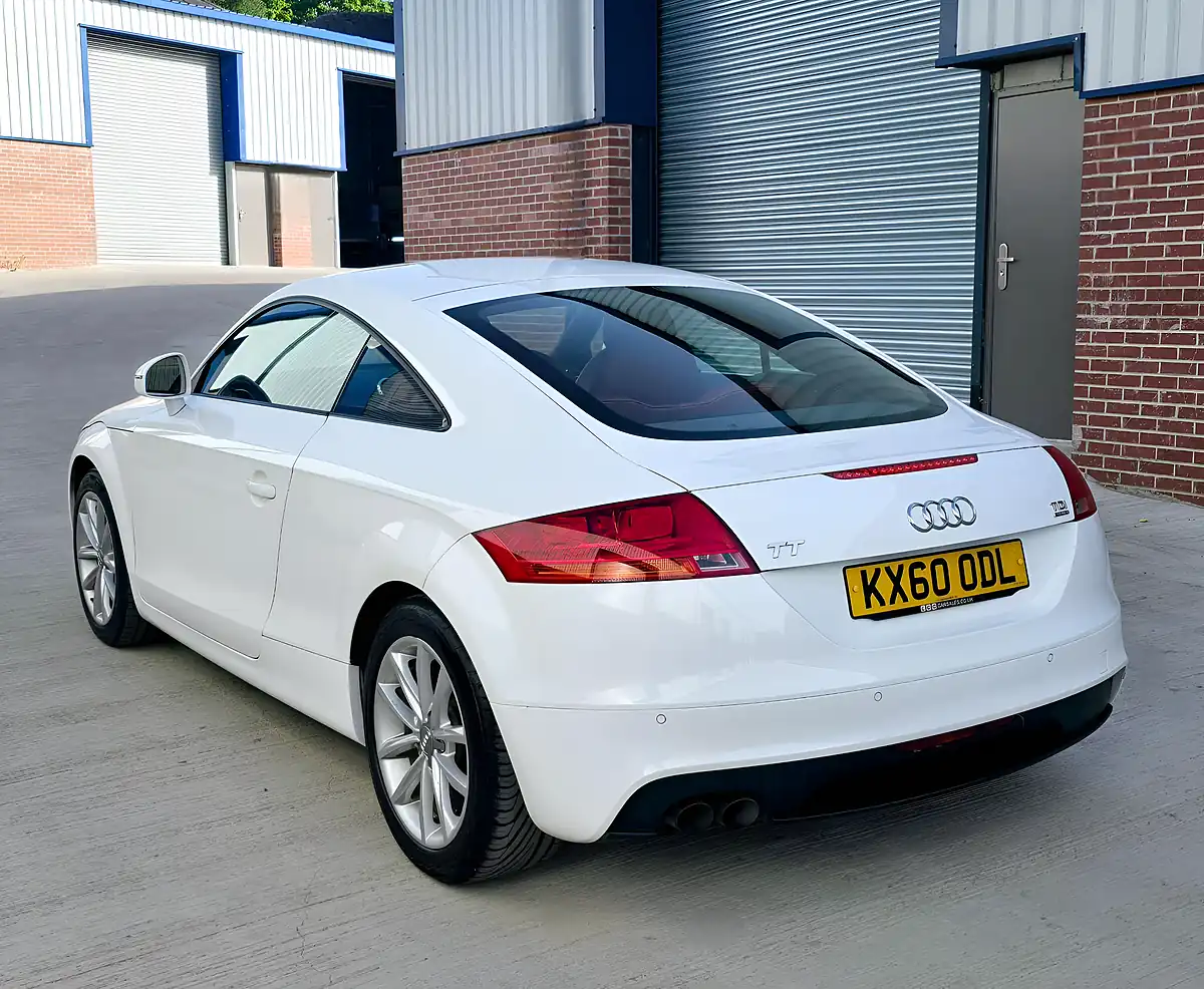 Used 2010 Audi Tt Sport Quattro White - Interior and Exterior details 6