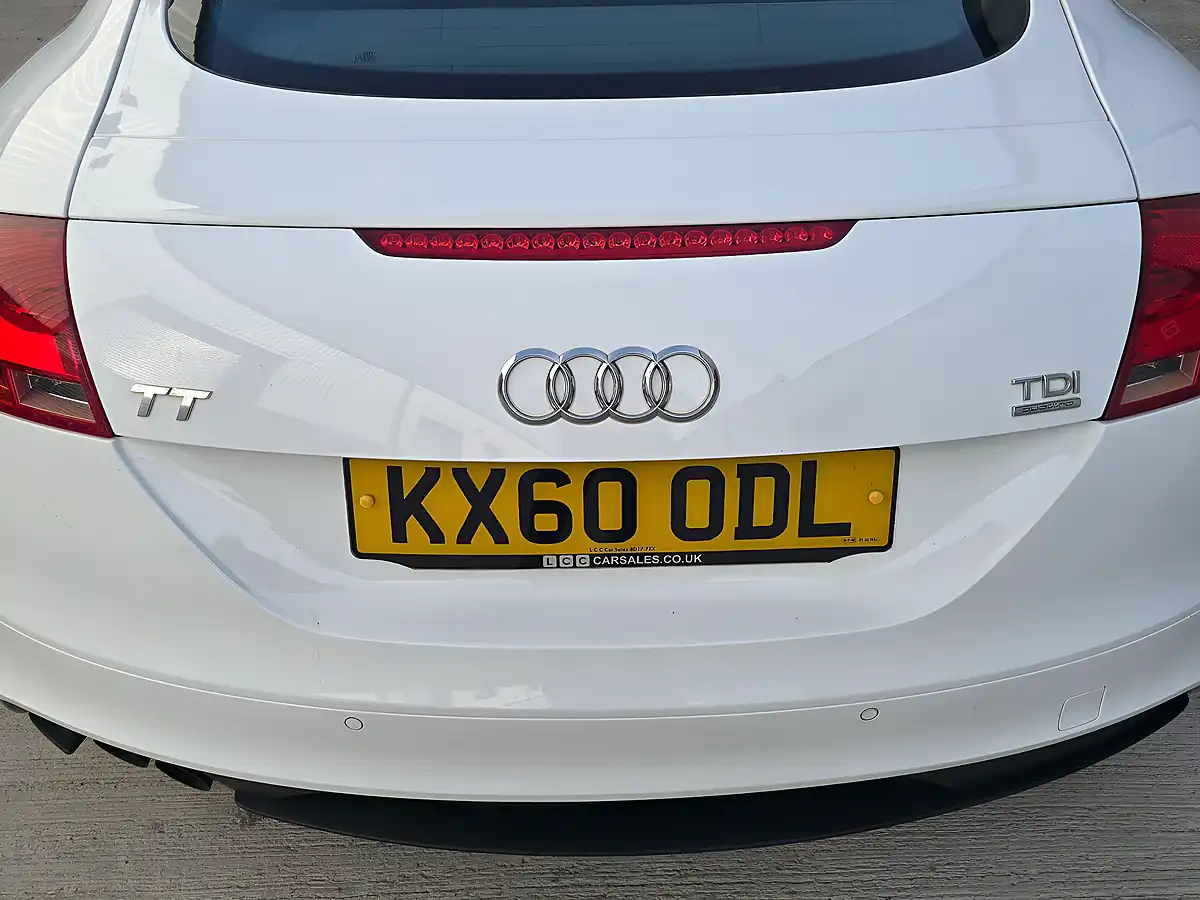 Used 2010 Audi Tt Sport Quattro White - Interior and Exterior details 9