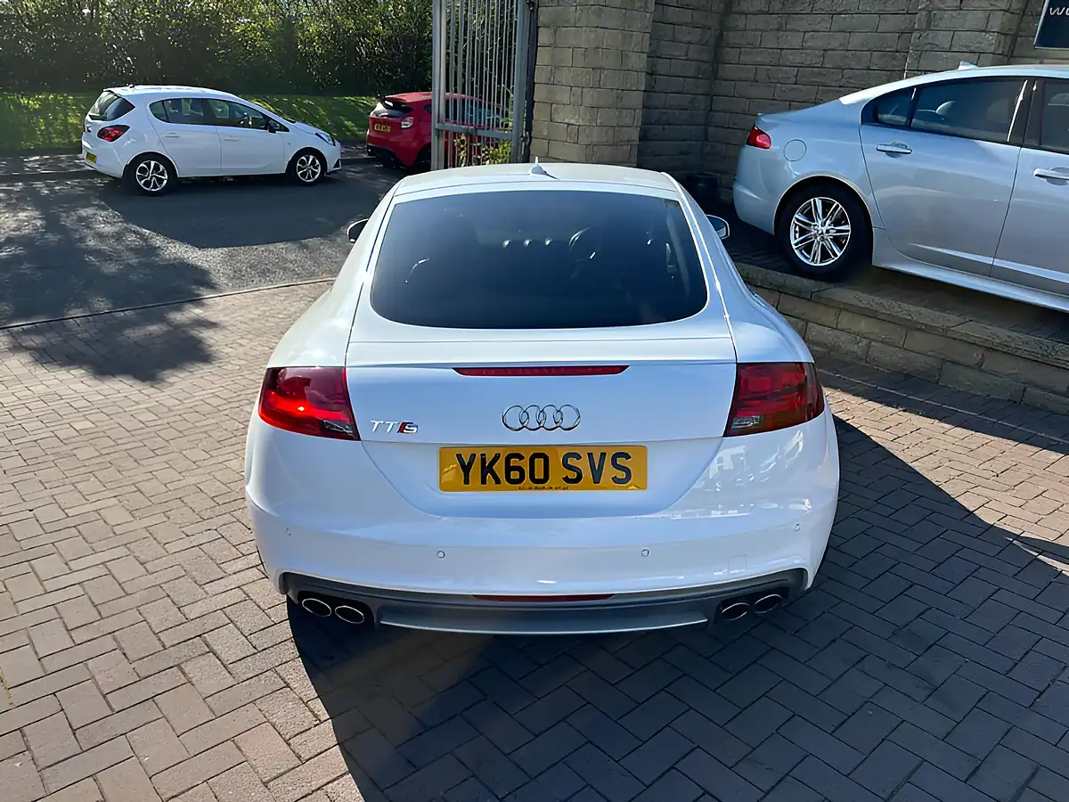 Used 2010 Audi Tts Coupe White - Interior and Exterior details 9