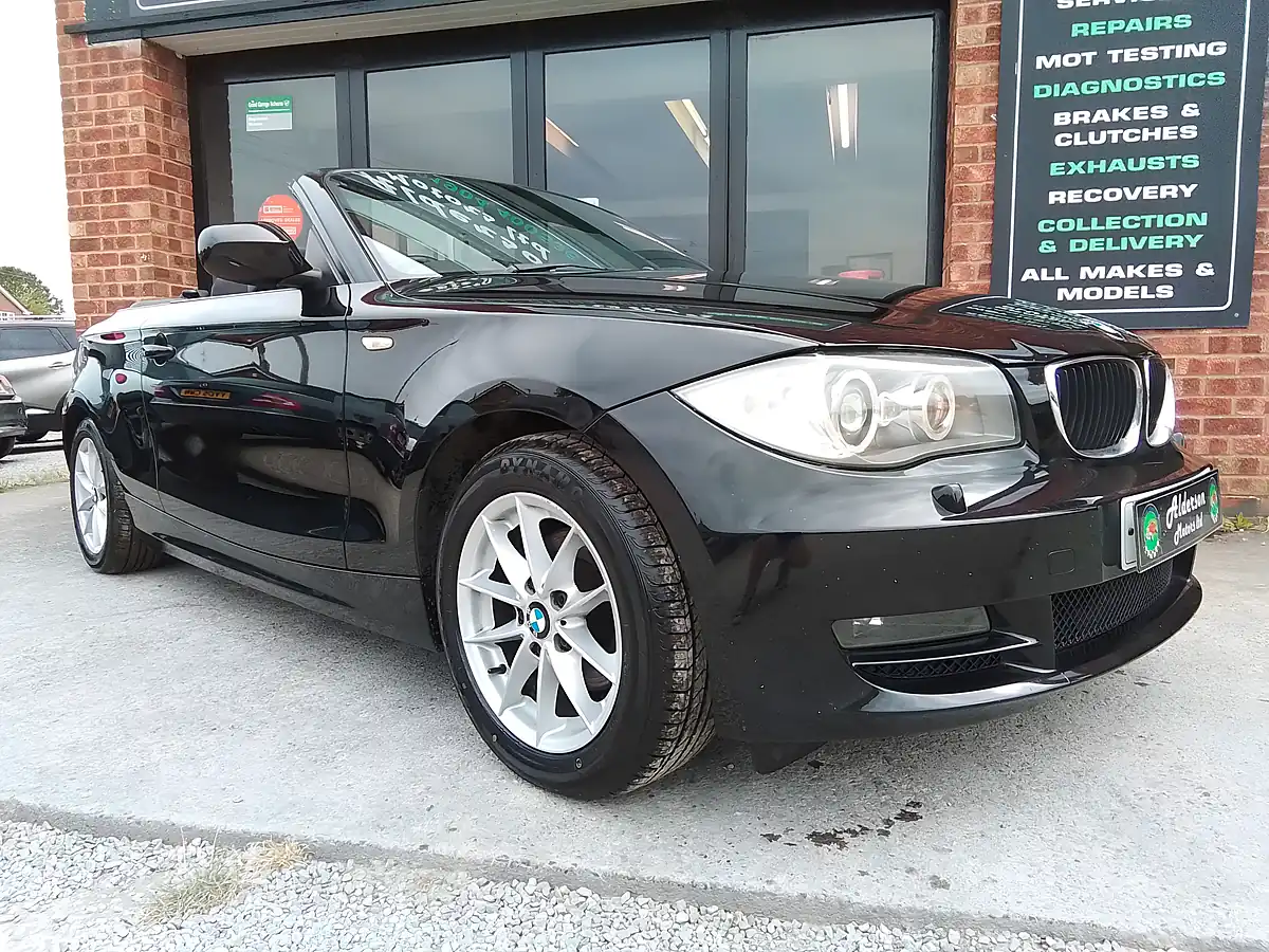 Used 2010 BMW 1 Series Se Black - Interior and Exterior details 10