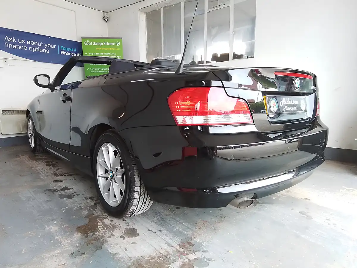 Used 2010 BMW 1 Series Se Black - Interior and Exterior details 8