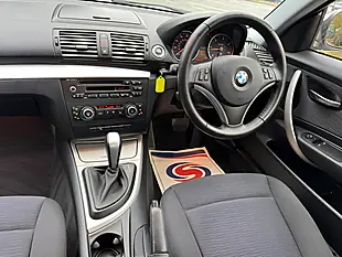 Used 2010 BMW 1 Series Se White - Interior and Exterior details 12