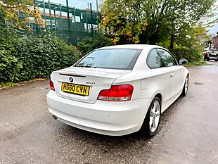 Used 2010 BMW 1 Series Se White - Interior and Exterior details 7