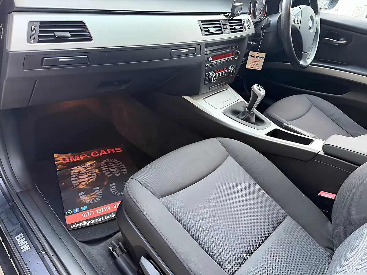 Used 2010 BMW 3 Series Efficientdynamics Black - Interior and Exterior details 14
