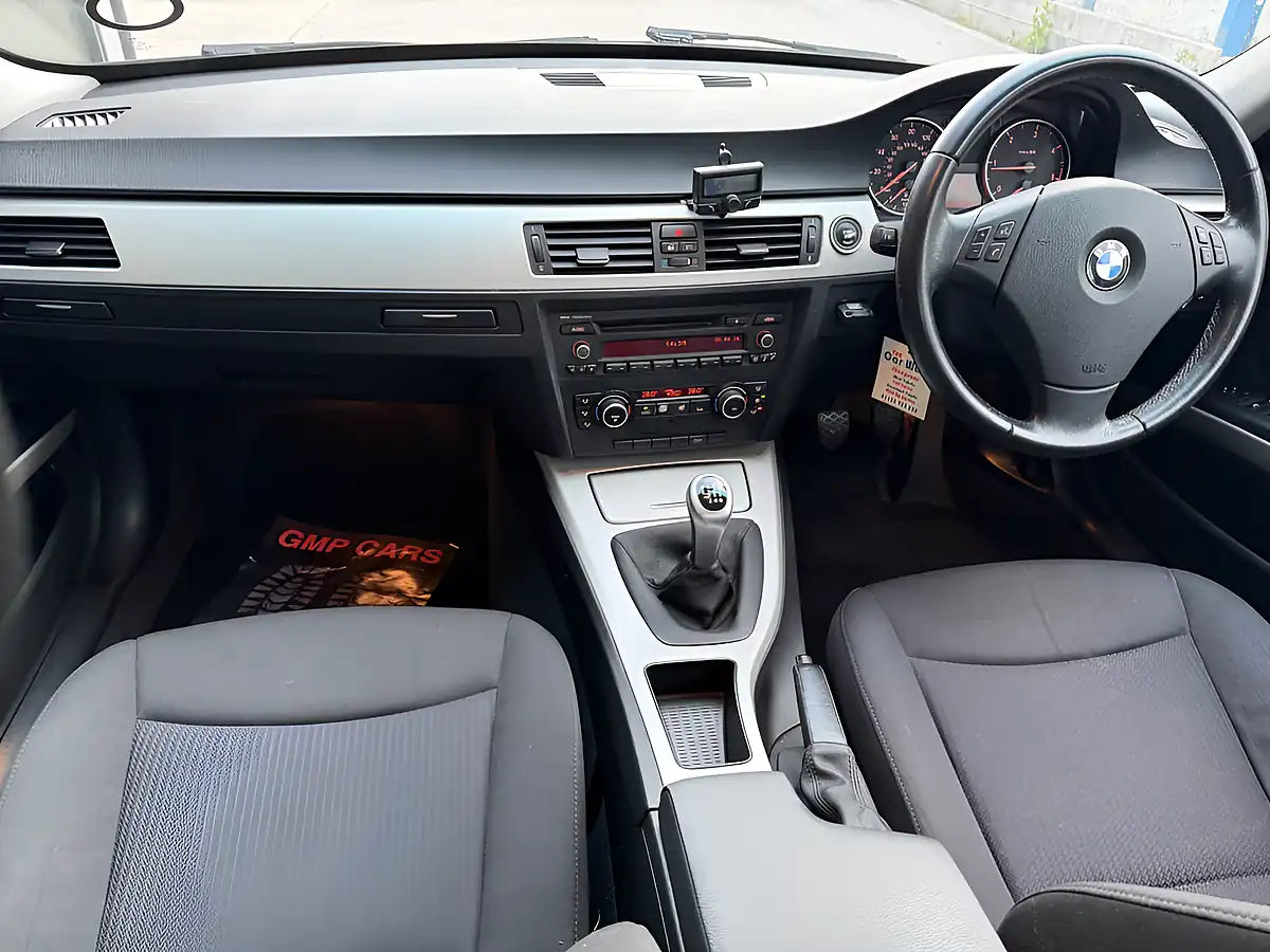 Used 2010 BMW 3 Series Efficientdynamics Black - Interior and Exterior details 17