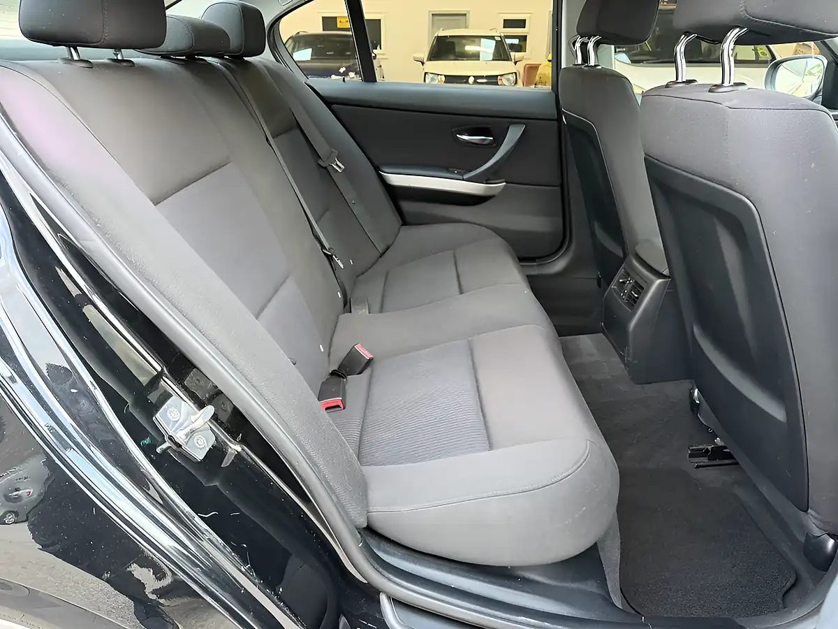 Used 2010 BMW 3 Series Efficientdynamics Black - Interior and Exterior details 18