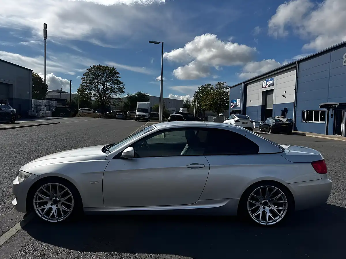 Used 2010 BMW 3 Series M Sport Silver - Interior and Exterior details 9