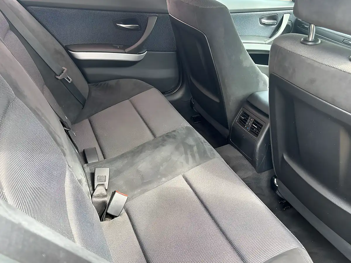 Used 2010 BMW 3 Series M Sport Space Grey - Interior and Exterior details 17